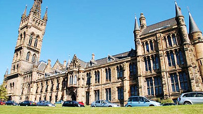Gilmore College for Girlslogo圖片