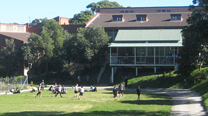 Warrawong High School and Warrawong Intensive English Centrelogo圖片