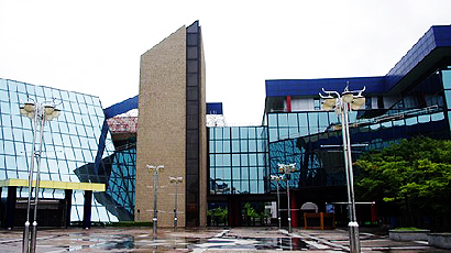 弘益大學logo圖片