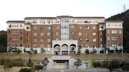 靈山大學logo圖片