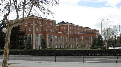 馬德里理工大學(xué)logo圖片