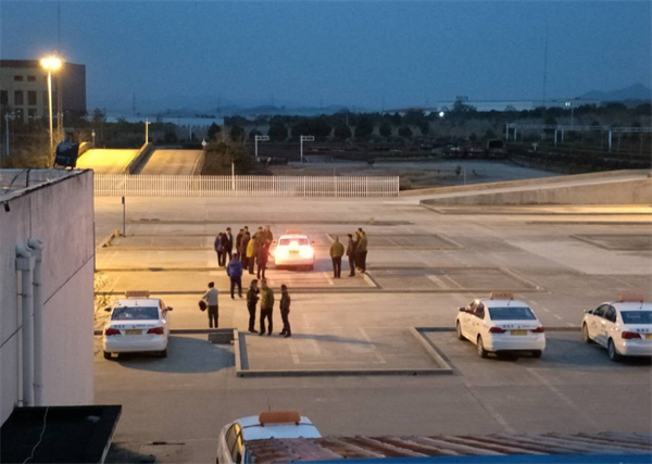 1541039969742384.png 1_看圖王.png